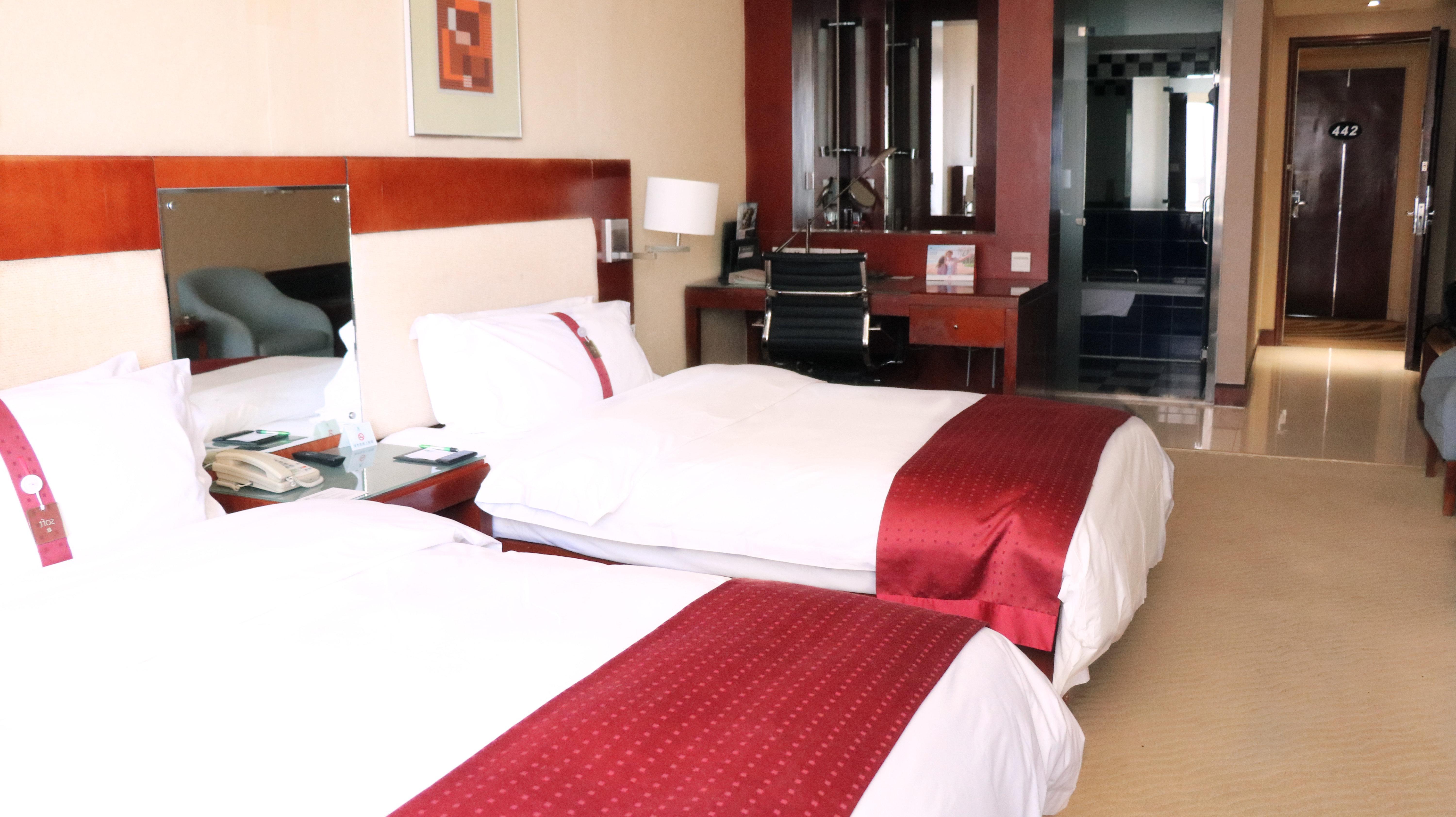 Holiday Inn Hohhot, An Ihg Hotel מראה חיצוני תמונה