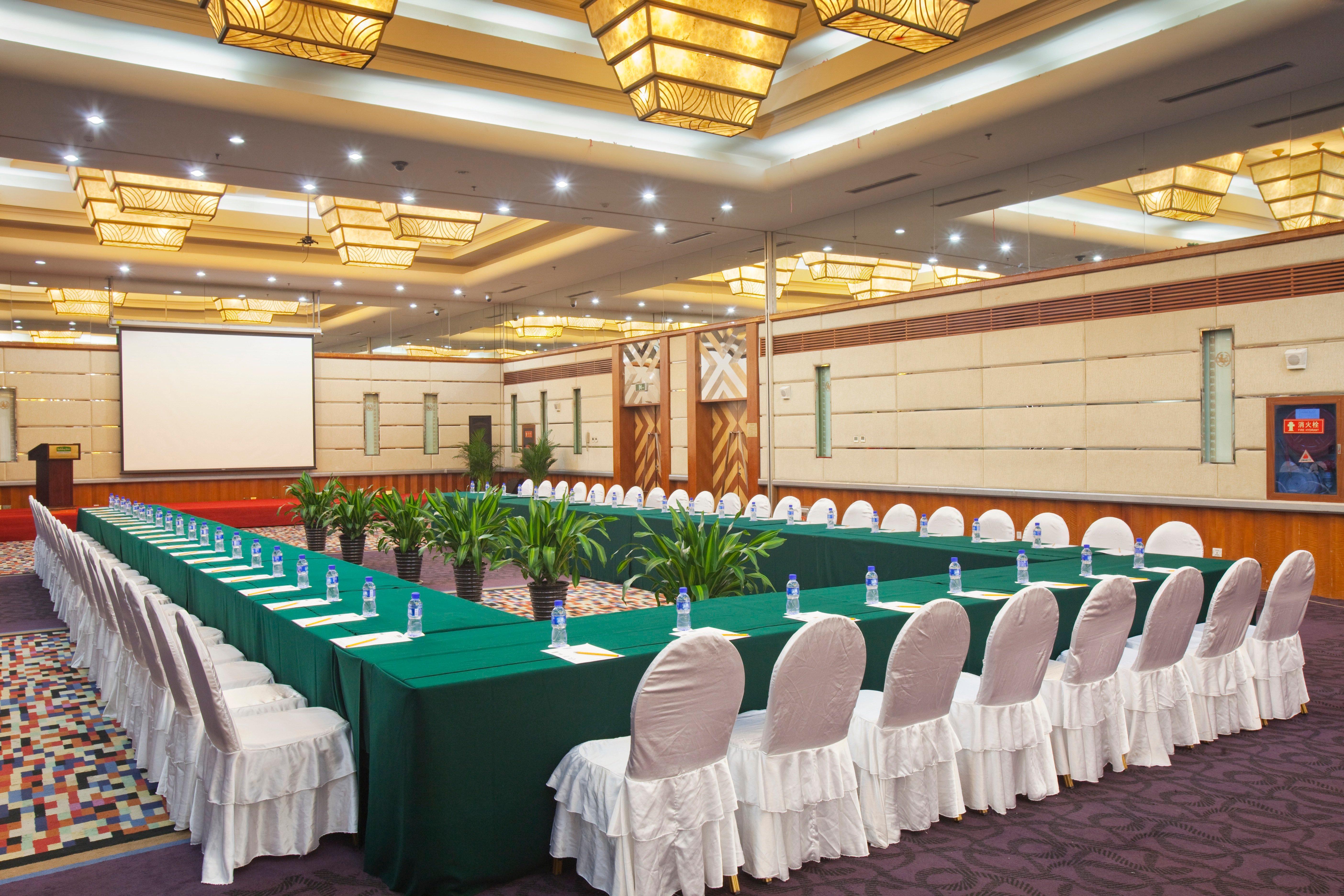 Holiday Inn Hohhot, An Ihg Hotel מראה חיצוני תמונה